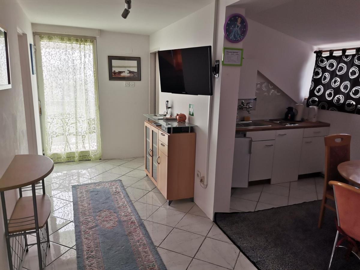 Panorama Apartman Molvice Exteriör bild